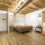 Boutique Atrium Pantheon בית נופש *