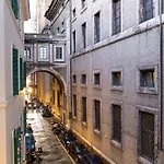 Boutique Atrium Pantheon בית נופש *